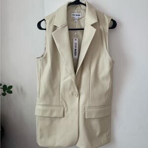 Steve Madden Women's Beige Sleeveless Vest